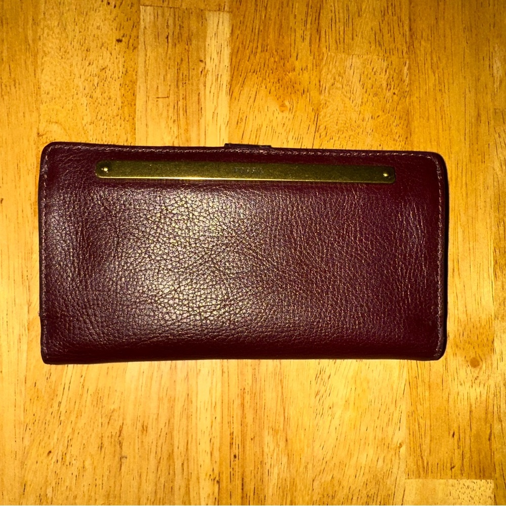 Burgundy Maroon Liza Leather Fossil Bifold Wallet